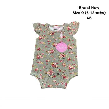 Baby suit - size 0